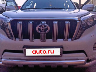 2017 Toyota Land Cruiser Prado 150 Series Рестайлинг 1, белый, 4550000 рублей, вид 1