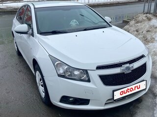 2012 Chevrolet Cruze I, белый, 750000 рублей, вид 2