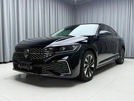 2023 Volkswagen Passat B8 Рестайлинг, чёрный, 2280000 рублей, вид 1