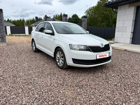 2019 Skoda Rapid I Рестайлинг, белый, 1100000 рублей, вид 3