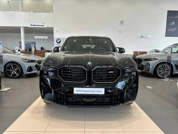 2026 BMW XM 50e, чёрный, 19200000 рублей - вид 1