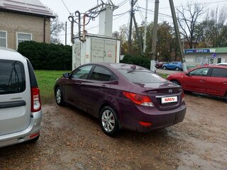 2012 Hyundai Solaris I, фиолетовый, 610000 рублей, вид 2