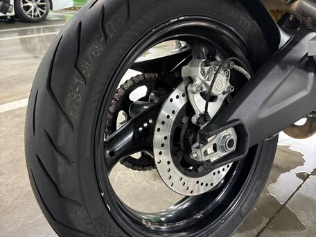 2014 Ducati Monster 696, красный, 560000 рублей, вид 4