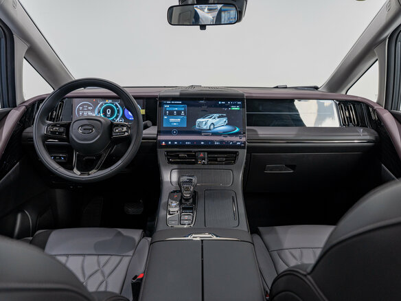 2026 GAC Trumpchi M8 Master Edition II, белый - вид 22