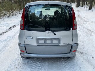 2000 Toyota FunCargo, серый, 425000 рублей, вид 5