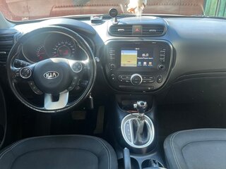 2018 Kia Soul II Рестайлинг, красный, 1300000 рублей, вид 3
