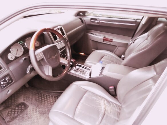 2005 Chrysler 300C I, белый - вид 5
