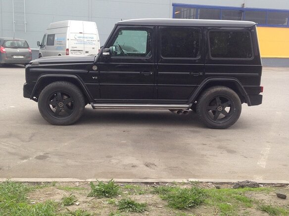 2005 Mercedes-Benz G-Класс 500 II (W463), чёрный - вид 2