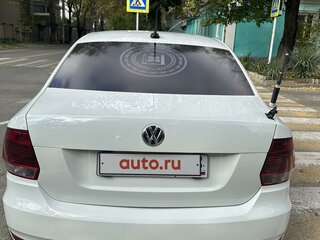 2017 Volkswagen Polo V Рестайлинг, белый, 680000 рублей, вид 5