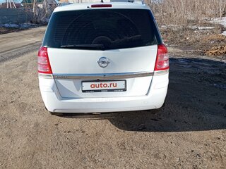 2013 Opel Zafira B Рестайлинг, белый, 640000 рублей, вид 3