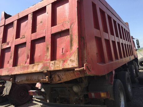2006 Sinotruk Howo Прочие Кабины, пурпурный, 1400000 рублей, вид 3