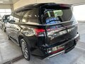 2024 Infiniti QX80 II, чёрный, 15575041 рублей - вид 2
