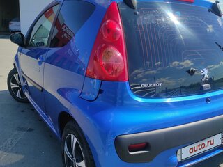 2011 Peugeot 107 I Рестайлинг, синий, 410000 рублей, вид 4