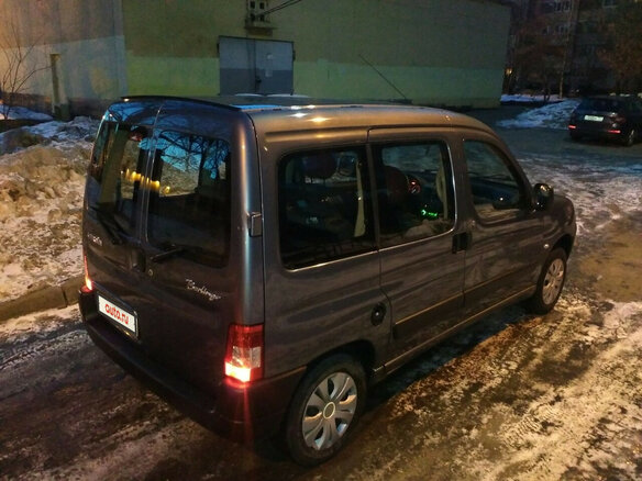 2010 Citroen Berlingo I Рестайлинг, серый - вид 2