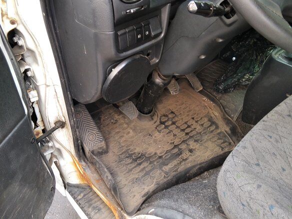 2006 Hyundai Porter, белый, 300000 рублей - вид 10