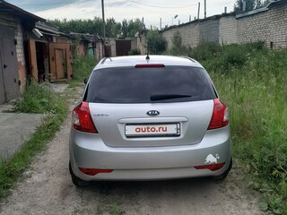 2011 Kia Ceed I Рестайлинг, серебристый, 780000 рублей, вид 4