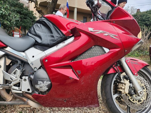 2006 Honda VFR 800, пурпурный, 500000 рублей - вид 24