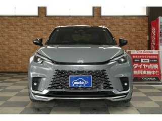 2025 Lexus LBX, серый, 3220005 рублей, вид 3