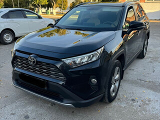2020 Toyota RAV4 V (XA50), чёрный, 2990000 рублей, вид 2