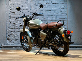 2025 Royal Enfield Classic 350, бежевый, 507000 рублей, вид 3