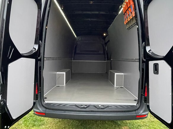 2022 Mercedes-Benz Sprinter, чёрный, 9150000 рублей - вид 12