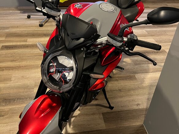 2021 MV Agusta Brutale 800, серый, 1790000 рублей - вид 7