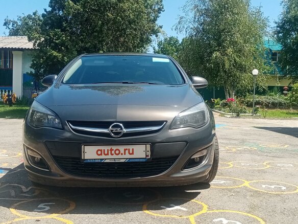 2013 Opel Astra J Рестайлинг, серый, 1000000 рублей - вид 5