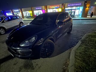 2010 Porsche Cayenne Diesel II (958), чёрный, 2500000 рублей, вид 2