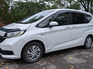 2020 Honda Freed II Рестайлинг, белый, 2100000 рублей, вид 1