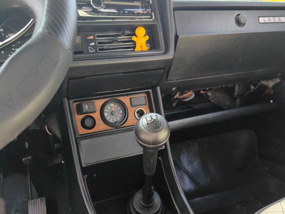 2010 Lada (ВАЗ) 2107, чёрный, 450000 рублей - вид 9