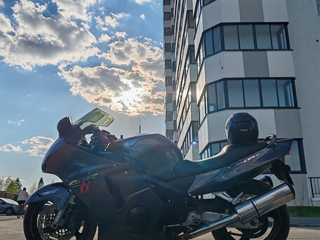 1996 Honda CBR 1100 XX, серый, 650000 рублей, вид 1