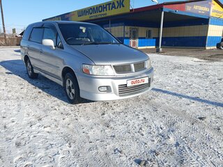 2002 Nissan Bassara, серебристый, 750000 рублей, вид 2