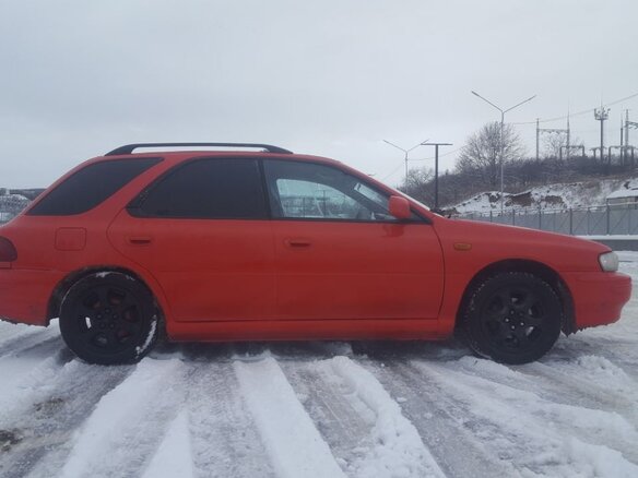 1994 Subaru Impreza I, красный, 333000 рублей - вид 4
