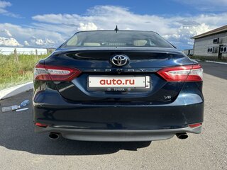 2018 Toyota Camry VIII (XV70), синий, 2750000 рублей, вид 3