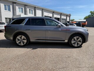 2022 Hongqi E-HS9 120 kWh, серый, 4650000 рублей, вид 5