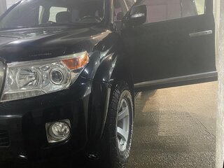 2013 Toyota Land Cruiser Arctic Trucks AT33 200 Series Рестайлинг 1, чёрный, 9100000 рублей, вид 1