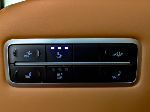 2024 Wey 80 Premium 37.96 kWh, чёрный, 5350000 рублей - вид 26