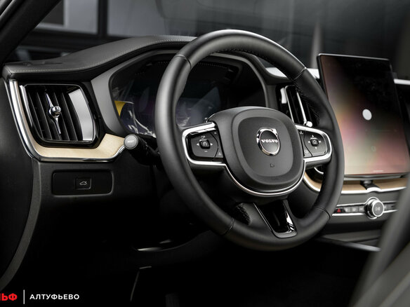 2025 Volvo XC60 II Рестайлинг 2, чёрный, 6990000 рублей - вид 14