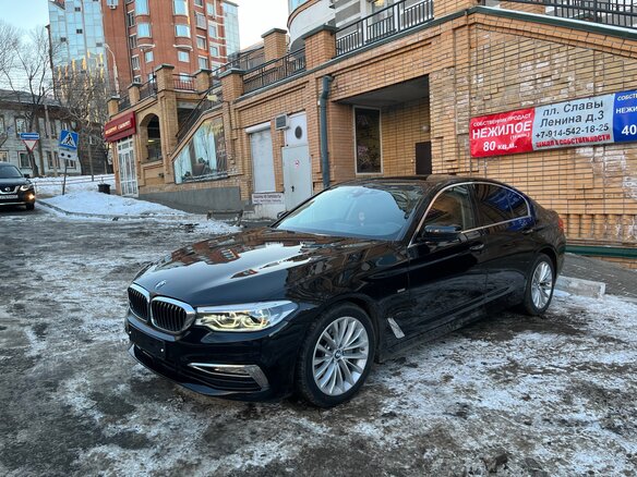 2018 BMW 5 серии 520d VII (G30/G31/G38), чёрный, 3550000 рублей - вид 4