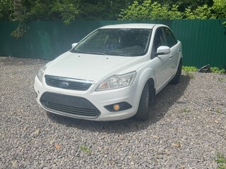 2011 Ford Focus II Рестайлинг, белый, 600000 рублей, вид 3