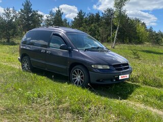 1997 Chrysler Voyager Grand III, фиолетовый, 420000 рублей, вид 1