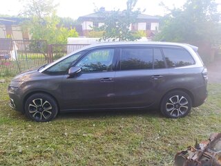 2019 Citroen C4 SpaceTourer Grand I, серый, 1750000 рублей, вид 2
