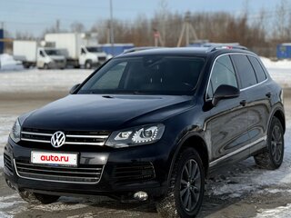 2013 Volkswagen Touareg II, чёрный, 2299000 рублей, вид 1