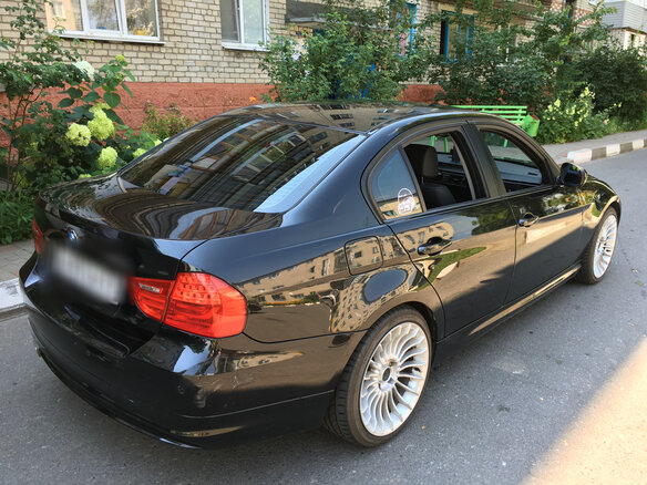2009 BMW 3 серии 320i V (E90/E91/E92/E93) Рестайлинг, чёрный - вид 5