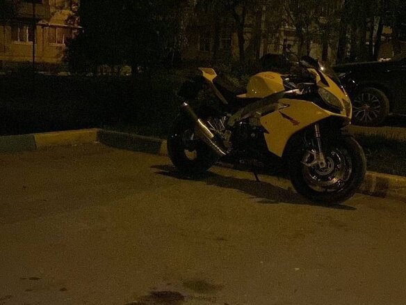 2013 Aprilia RSV4, жёлтый, 1000000 рублей - вид 7
