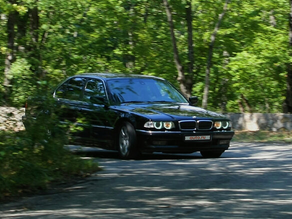 2001 BMW 7 серии 735i III (E38) Рестайлинг, чёрный - вид 4