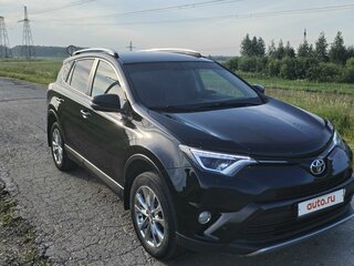 2017 Toyota RAV4 IV (XA40) Рестайлинг, чёрный, 2450000 рублей, вид 1