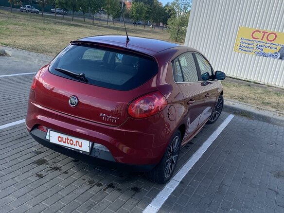 2009 Fiat Bravo II, красный, 650000 рублей - вид 4