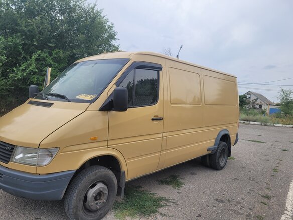 1998 Mercedes-Benz Sprinter, жёлтый, 950000 рублей - вид 8