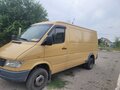 1998 Mercedes-Benz Sprinter, жёлтый, 950000 рублей - вид 8